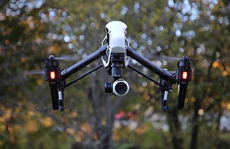 Drone Flight Time: What It Is and What Depends On | WiredShopper