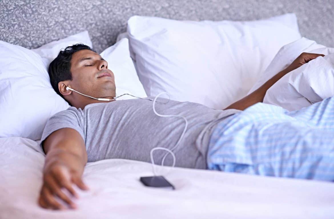 What You Should Know About Sleeping With Headphones?