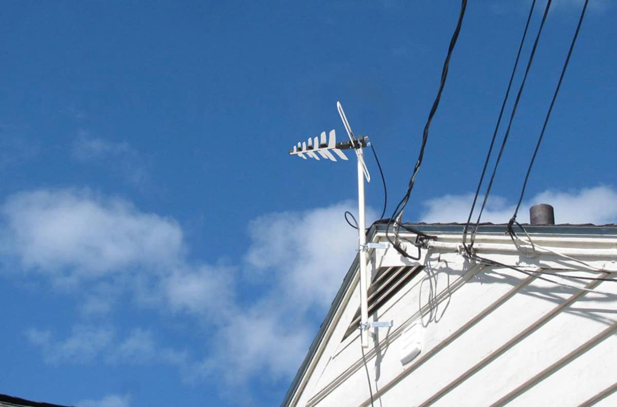 Outdoor Long Range Antenna On A house
