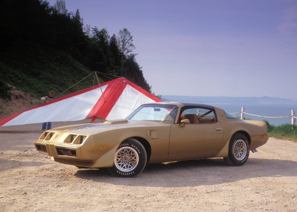 Smokey and The Bandit​ 1977 Pontiac Trans Am