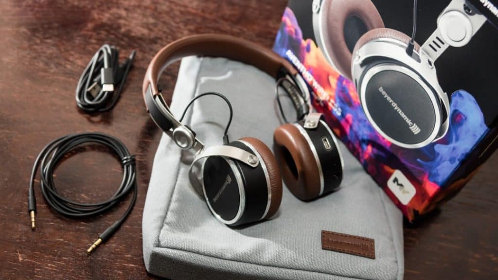 essential components of headphone