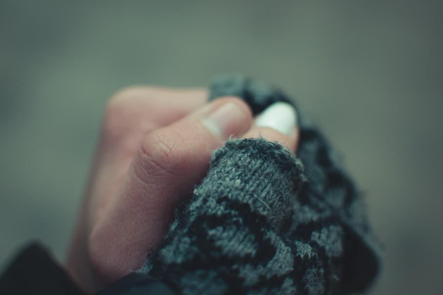 The Best Raynaud’s Gloves Buying Guide