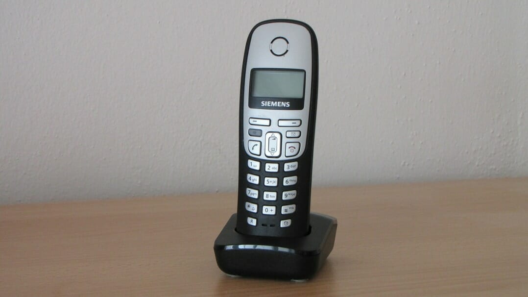 Best Cordless Phones for Seniors Buying Guide