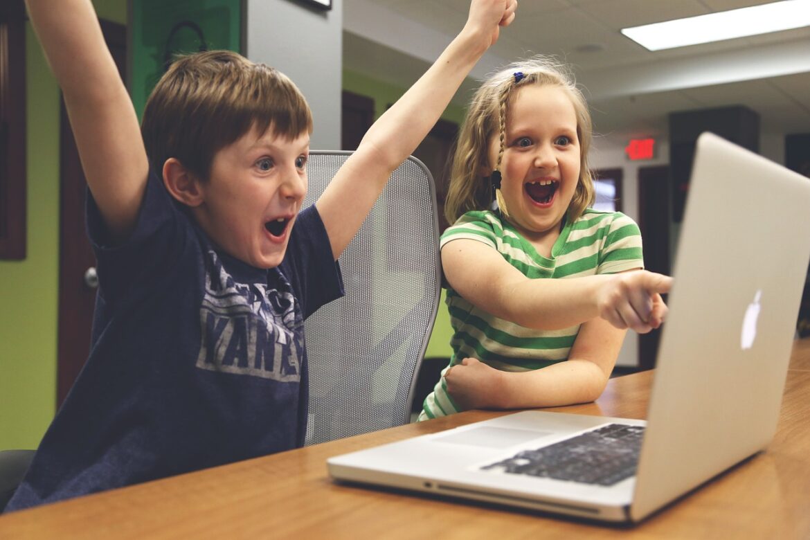 How to Download Movies on MacBook