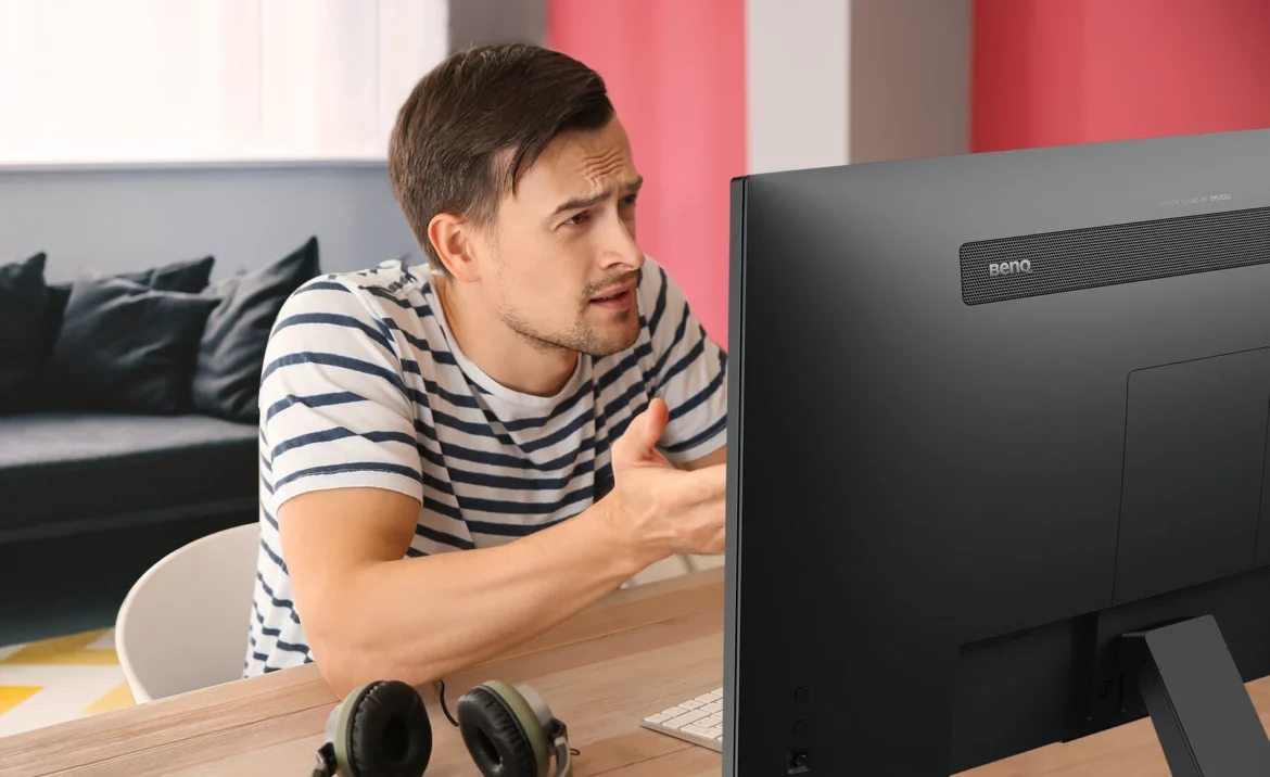 How to Set or Change Your Monitor to 144HZ