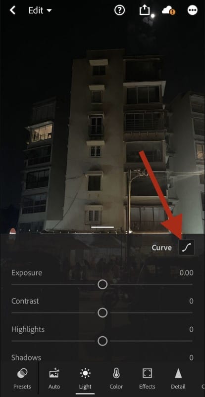 Tap on Light, and then choose Curve